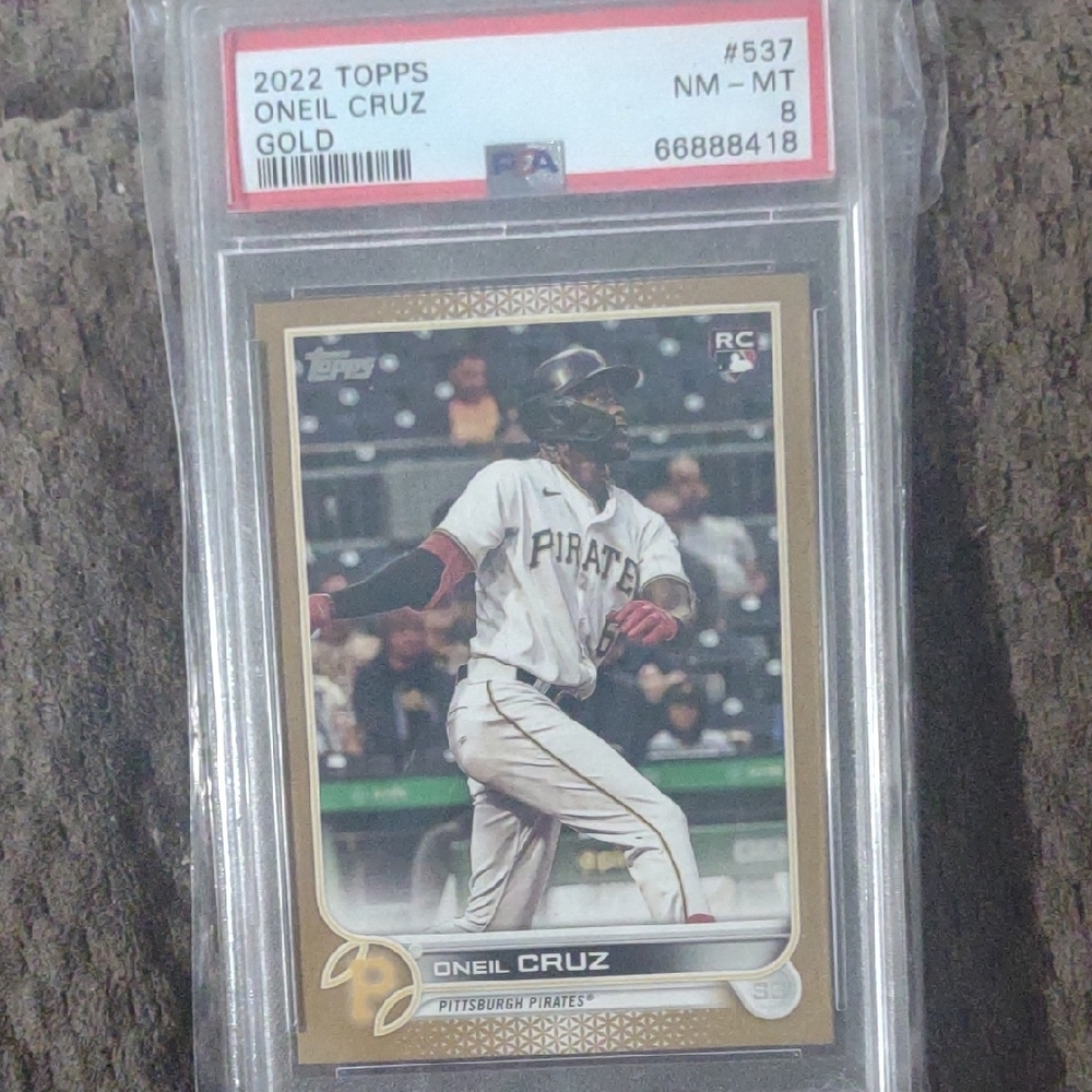 2022 Topps ONeil Cruz Gold Rookie Card